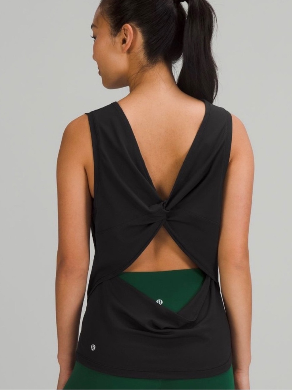 Lululemon Women’s Nulu Back-Twist Yoga Tank Black Size 8